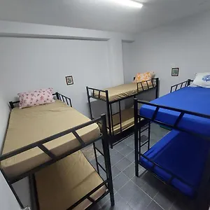 hostel-vila-bras.topsaopaulohotels.com/